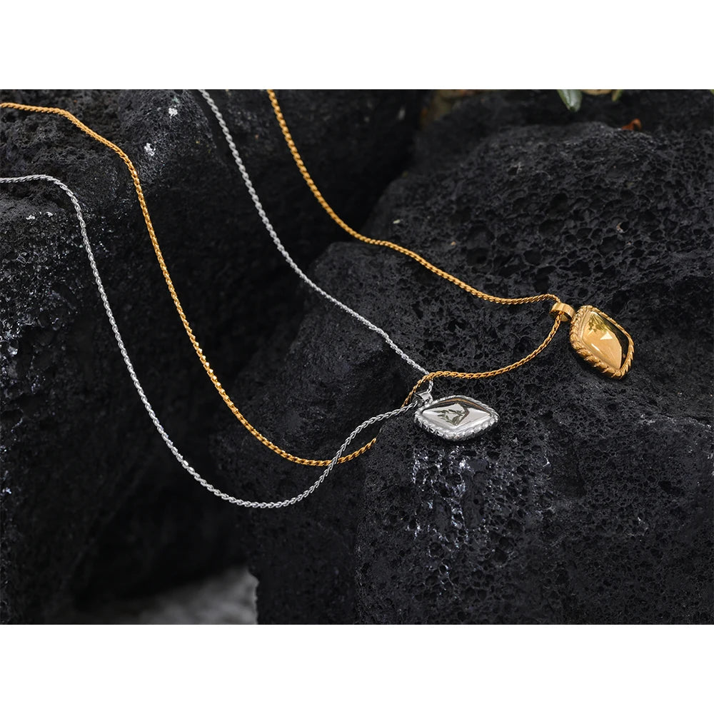 Collar Waterproof Necklace